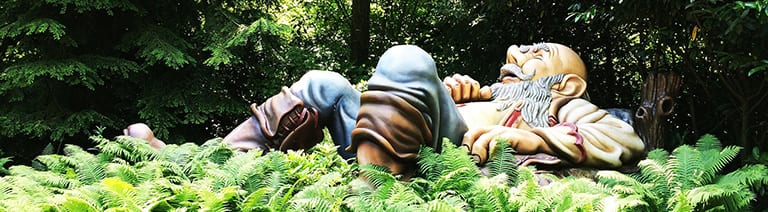 Slapende reus in het sprookjesbos in de Efteling