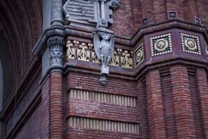 Vleermuis beeld in Barcelona
