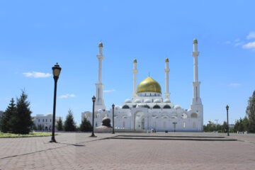 Nur Astana Moskee