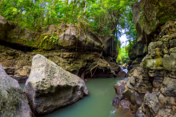 Verborgen Canyon Beji Guwang